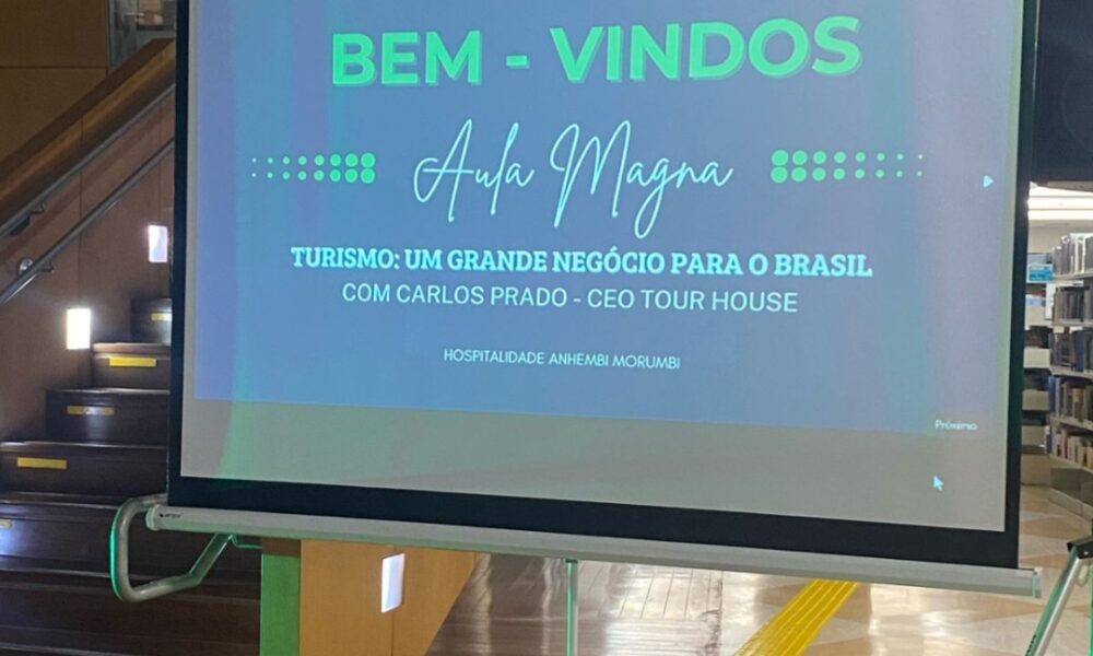 AMO Turismo: aula magna comemora 54 anos do curso