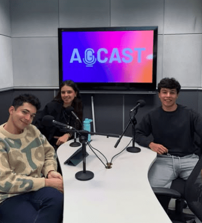 Agcast entrevista com estudante de Publicidade e Propaganda da AMO