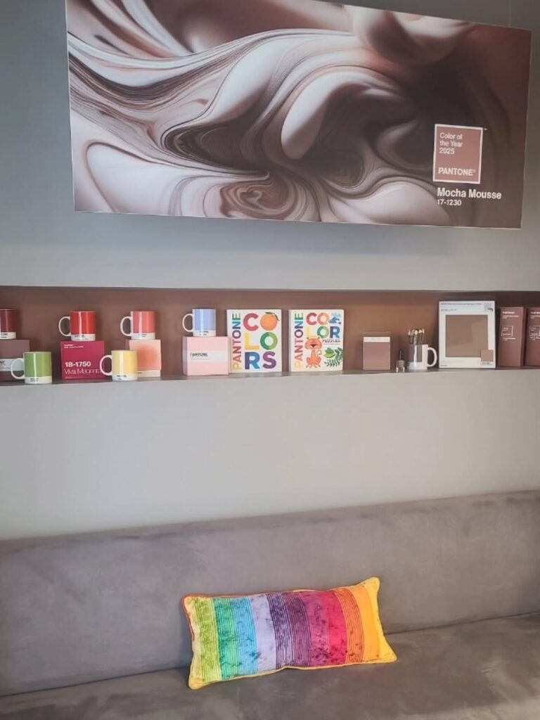 Visita pantone