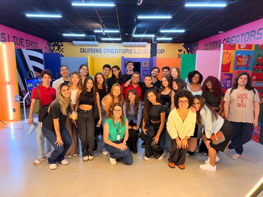 Aula prática na Community Creators Academy