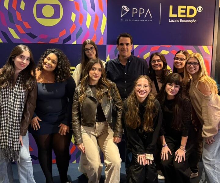 Estudantes de Publicidade e Propaganda em evento da Academia Led Globo