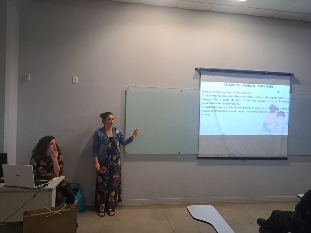 Palestrantes durante o I Simpósio de Avaliação Psicológica reúne especialistas e estudantes no campus Paulista da Anhembi
